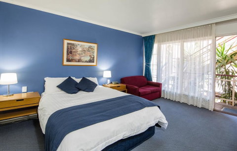 MAS Country Riverboat Lodge Motor Inn - Accommodation Cooktown 1