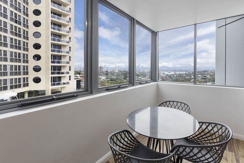 Meriton Suites Bondi Junction - Accommodation Cooktown 3