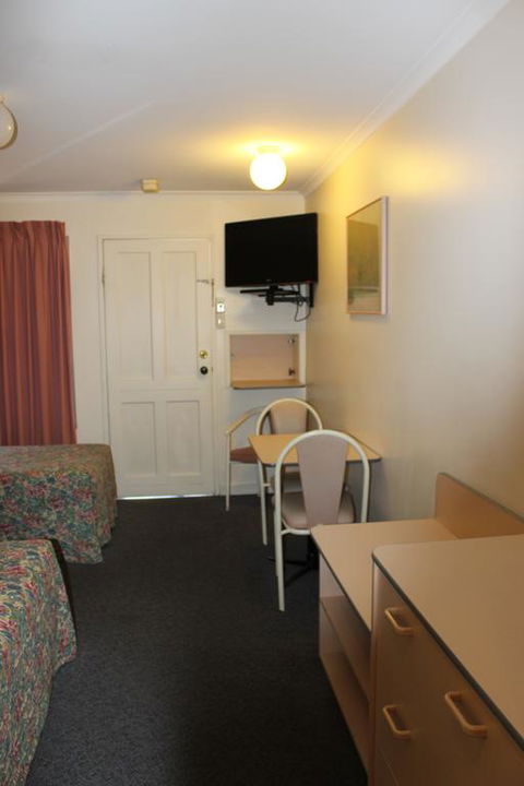 Mid Coast Motor Inn - Accommodation Cooktown 2