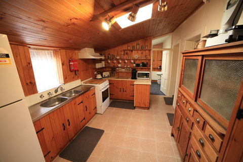 Miss Mabel Cottage - Accommodation Cooktown 0