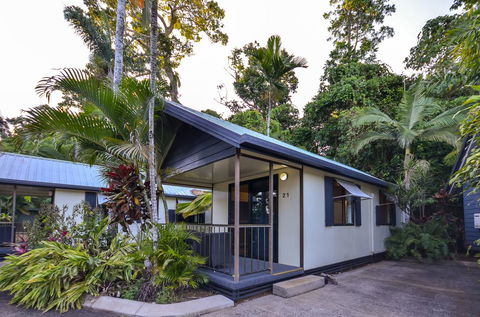 Mission Beach Hideaway Holiday Village - Accommodation Cooktown 2
