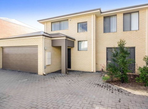 Holiday Home Near Perth City / Airport / Stadium / Casino - Accommodation Cooktown 1