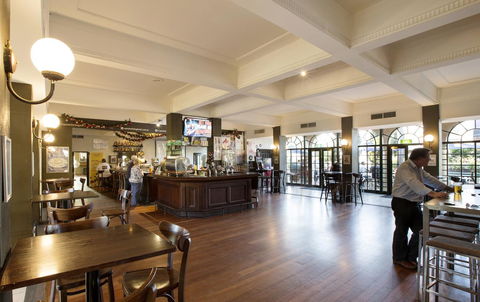 Captain Stirling Hotel - Accommodation Cooktown 16