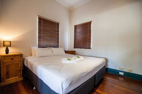 Captain Stirling Hotel - Accommodation Cooktown 28