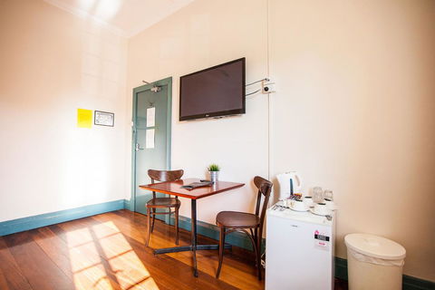 Captain Stirling Hotel - Accommodation Cooktown 38