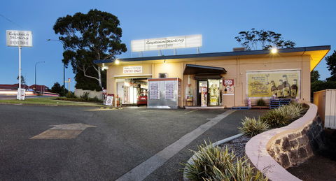 Captain Stirling Hotel - Accommodation Cooktown 18