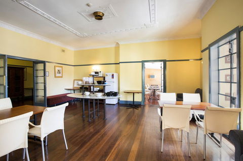 Captain Stirling Hotel - Accommodation Cooktown 13