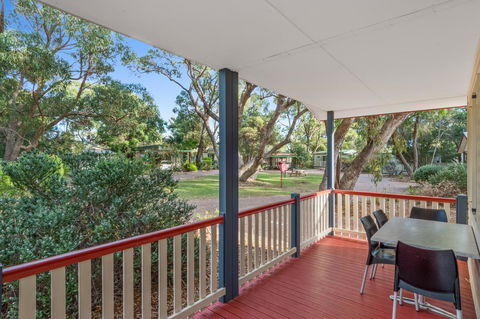 Discovery Parks - Woodman Point - Accommodation Cooktown 40