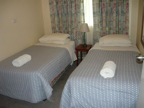 Albany Apartments - Accommodation Cooktown 13