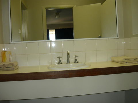 Albany Apartments - Accommodation Cooktown 14