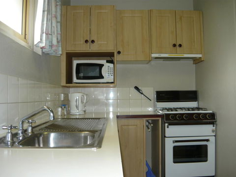 Albany Apartments - Accommodation Cooktown 10