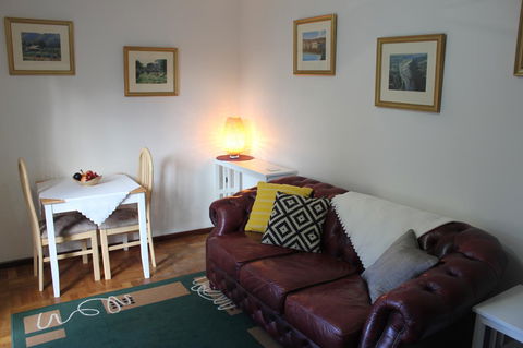 Jacaranda Hideaway Bed & Breakfast - Accommodation Cooktown 6