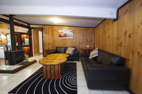 Rustic Retreat Esperance - Accommodation Cooktown 7