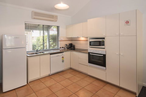 Bayshore Beachside Resort - Accommodation Cooktown 22