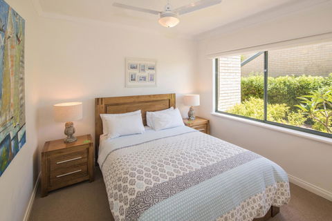 Bayshore Beachside Resort - Accommodation Cooktown 9