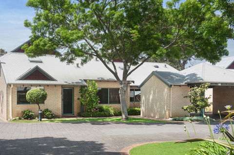 Bayshore Beachside Resort - Accommodation Cooktown 32