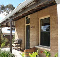 Hotham Ridge Winery and Cottages - Accommodation Cooktown