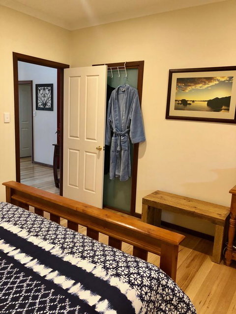 Denmark Reflections - Accommodation Cooktown 4