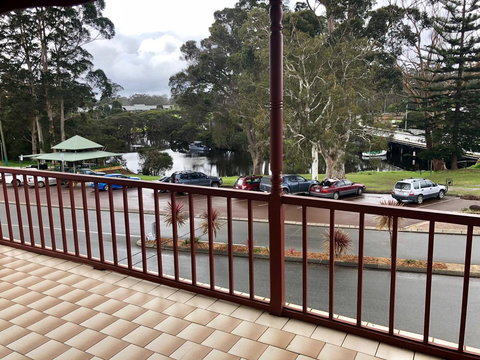 Denmark Reflections - Accommodation Cooktown 9