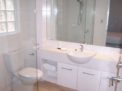 West End District Apartments - Accommodation Cooktown 23