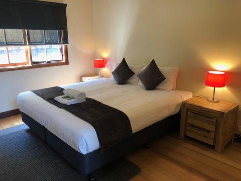 Riverglen Chalets - Accommodation Cooktown 25