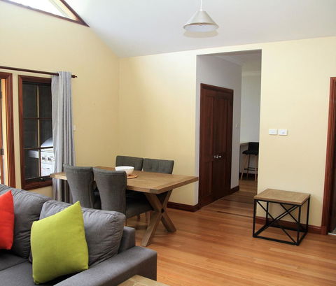 Riverglen Chalets - Accommodation Cooktown 16