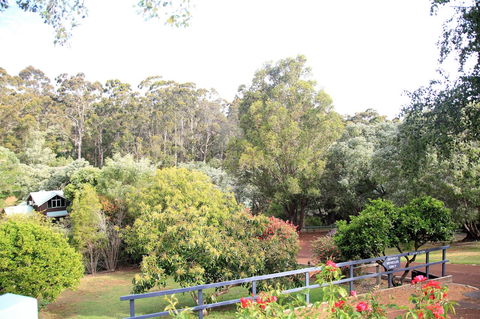Riverglen Chalets - Accommodation Cooktown 10