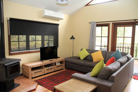 Riverglen Chalets - Accommodation Cooktown 13