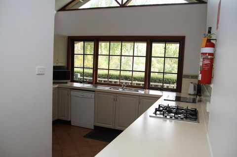 Riverglen Chalets - Accommodation Cooktown 8