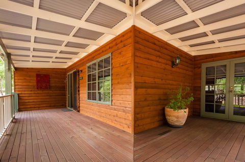 Riverglen Chalets - Accommodation Cooktown 7