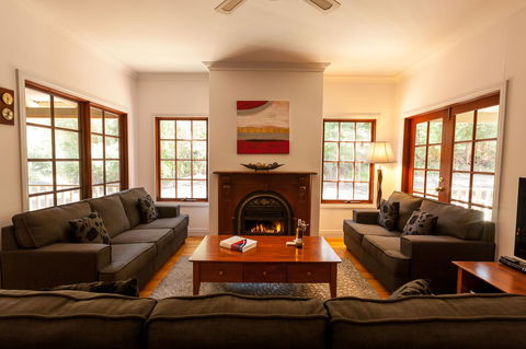 Riverglen Chalets - Accommodation Cooktown 3