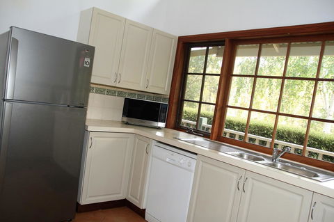 Riverglen Chalets - Accommodation Cooktown 9
