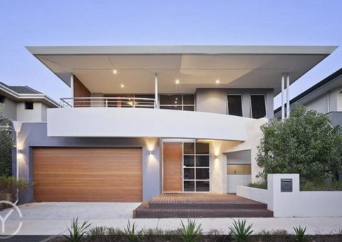 Adele's Luxury South Beach Apartment With King Bed - Accommodation Cooktown 0
