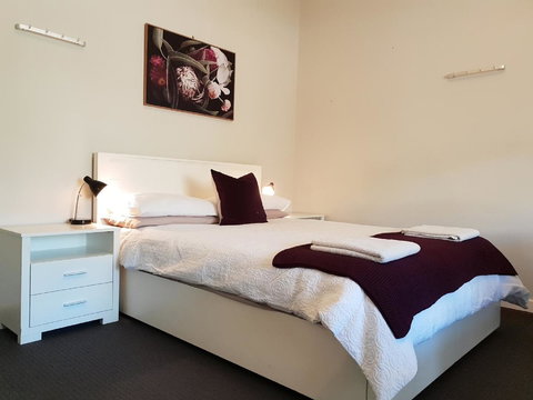 Stirling Apartments - Studio 1 - Accommodation Cooktown 6
