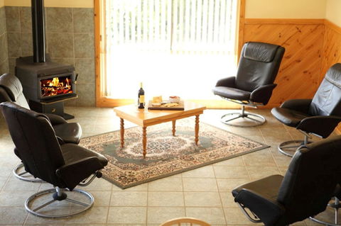 Riverside Retreat Chalets, Walpole - Accommodation Cooktown 9