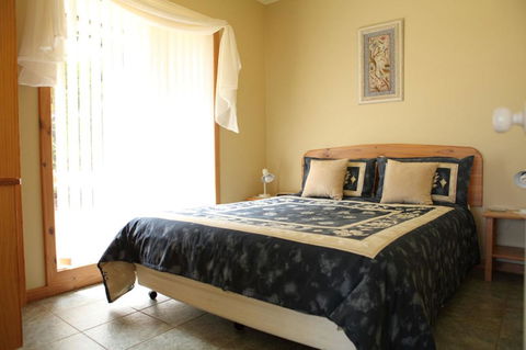 Riverside Retreat Chalets, Walpole - Accommodation Cooktown 7