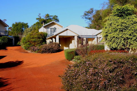 Bayside Villas - Accommodation Cooktown 23