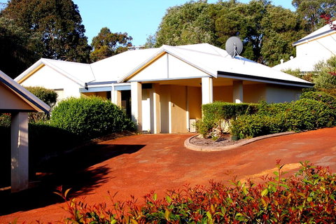 Bayside Villas - Accommodation Cooktown 18