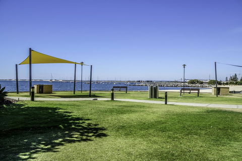 Luxury Suite Bunbury - Accommodation Cooktown 20