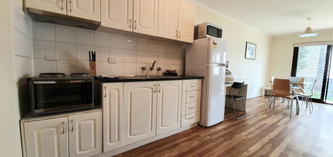 West Beach Lagoon 208 â€“ Great Value! - Accommodation Cooktown 11