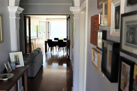Fremantle Heritage Home For You To Enjoy! - Accommodation Cooktown 4