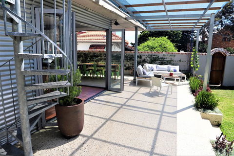 Fremantle Heritage Home For You To Enjoy! - Accommodation Cooktown 10