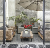 New York On King - Accommodation Cooktown