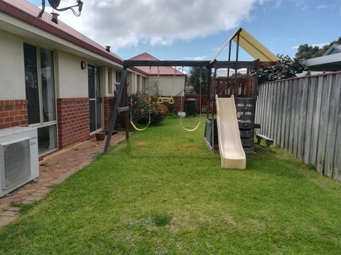 Stableford Cottage Holiday Home Dunsborough - Accommodation Cooktown 6