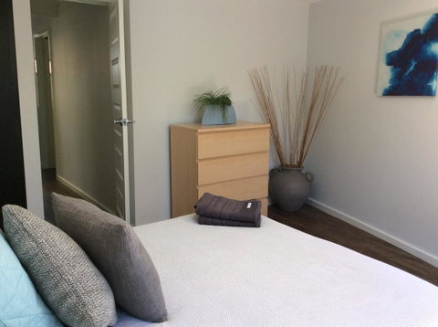 Como Retreat - Two Bedroom Villa - Accommodation Cooktown 8