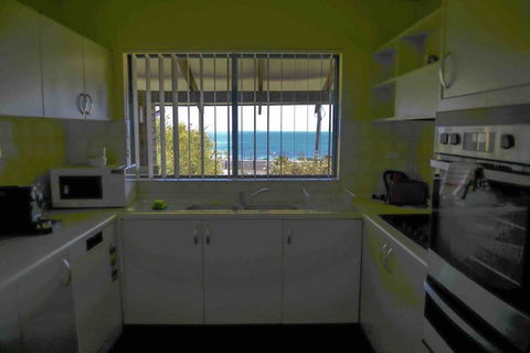 Geraldton Holliday Villas - Accommodation Cooktown 3