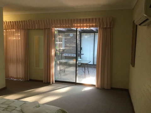Geraldton Holliday Villas - Accommodation Cooktown 33