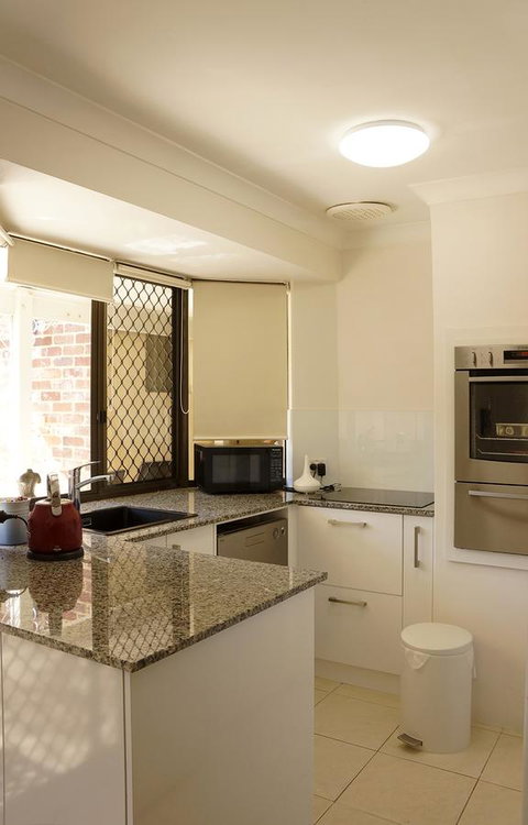 Suffolk House - Accommodation Cooktown 9