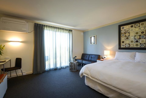 Sullivans Hotel - Accommodation Cooktown 18