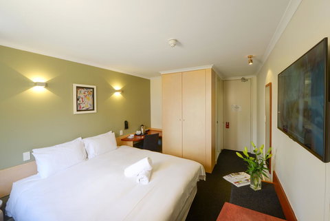Sullivans Hotel - Accommodation Cooktown 14